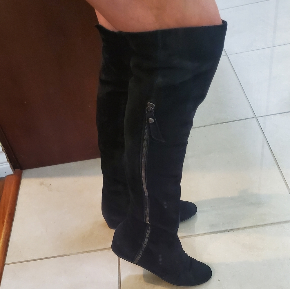 Stuart Weitzman Elf Boot - image 5